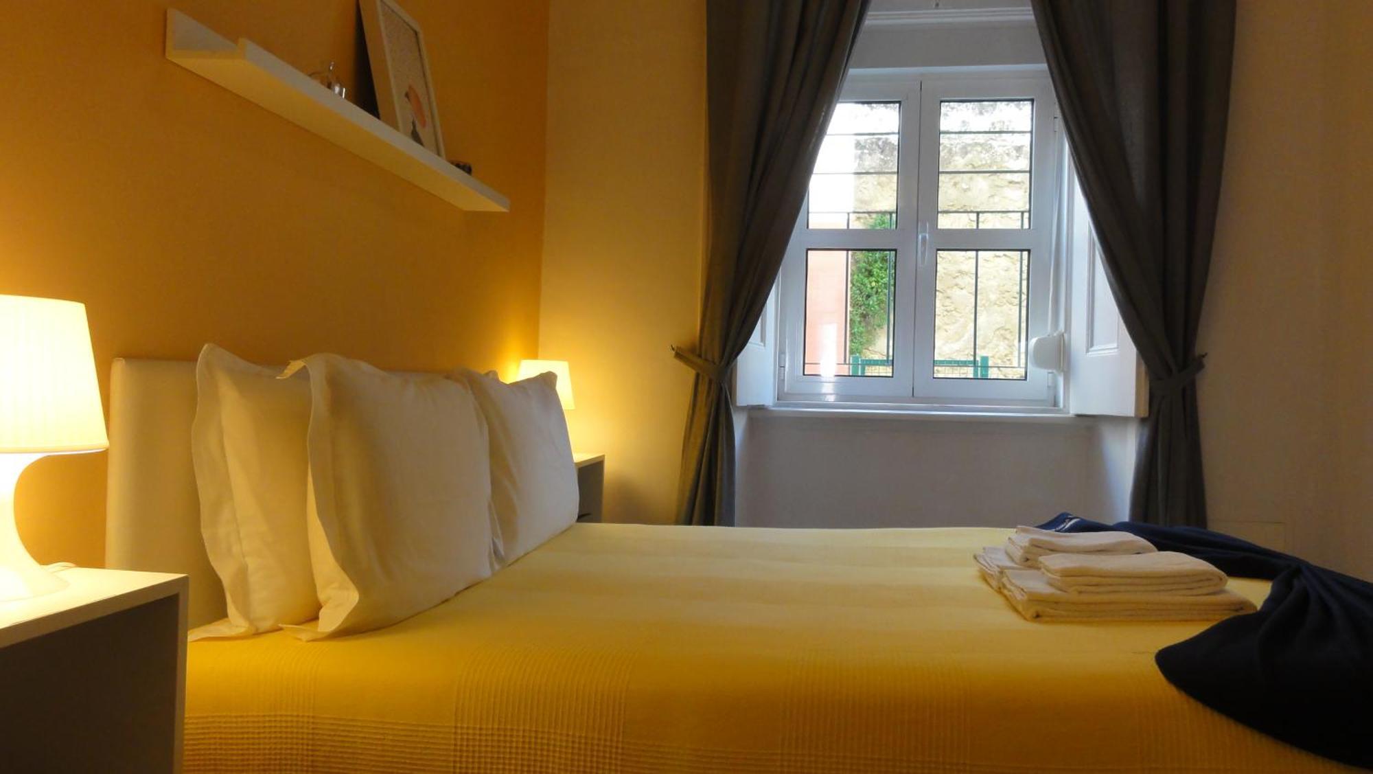 Campo Santana Apartment Lisbona Esterno foto